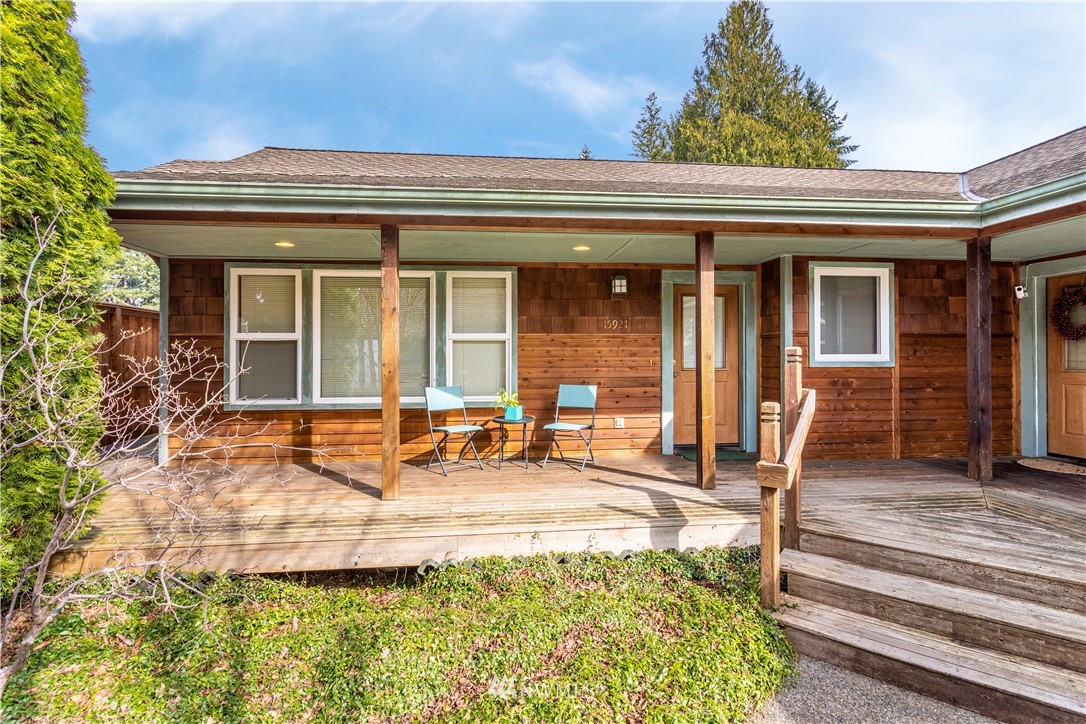 15921 179th Avenue Southeast Monroe, WA 98272 - Photo 13 of 27 swimming pool with outdoor seating