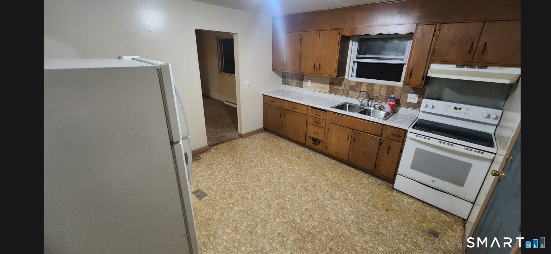 72 North First Street Meriden, CT 06451 - Photo 2 of 10 Gallery Image 2