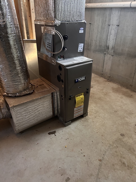 136 Dean Street Taunton, MA 02780 - Photo 7 of 9