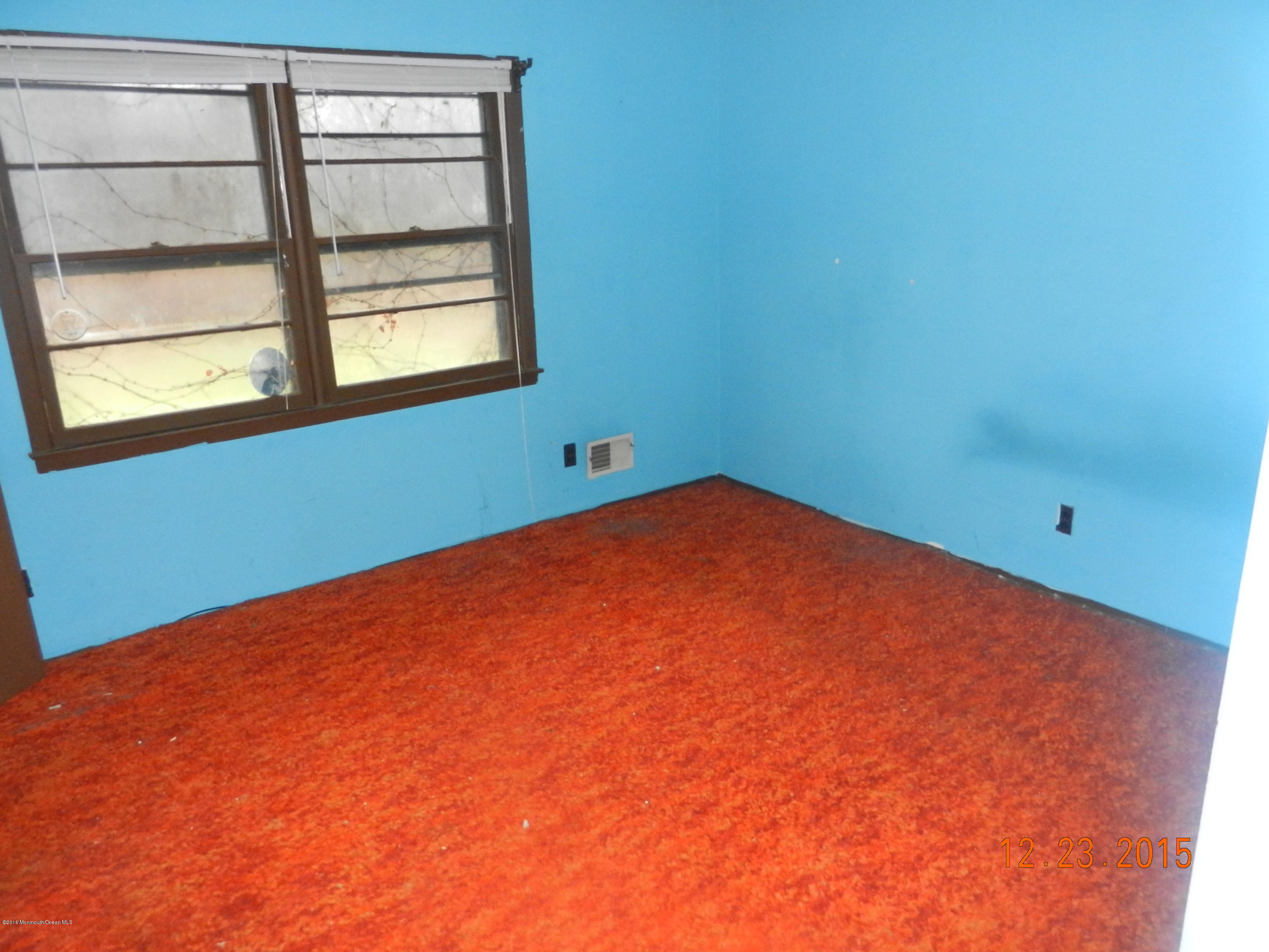 79 Daum Road Manalapan, NJ 07726 - Photo 9 of 10 DSCN2028