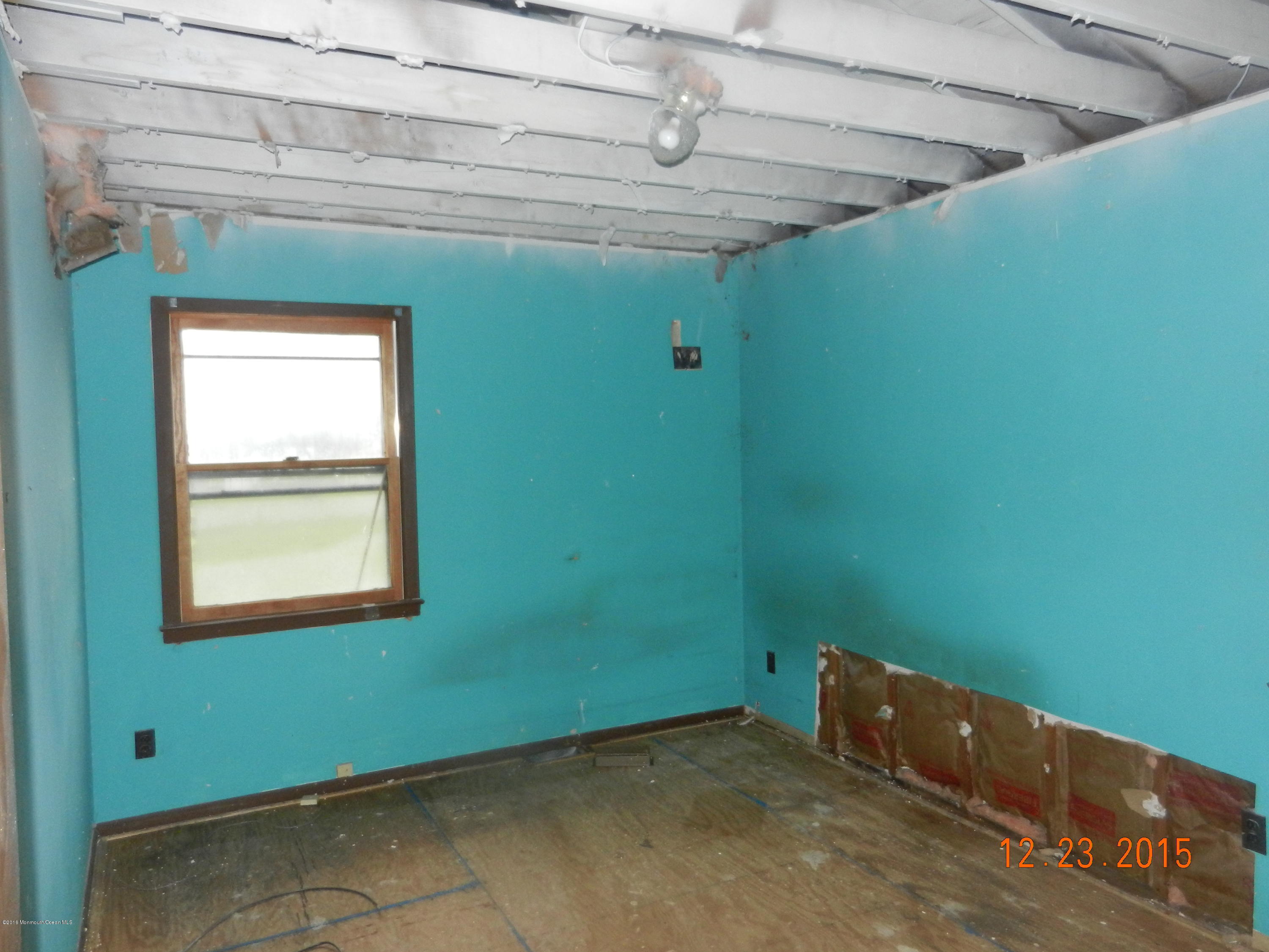 79 Daum Road Manalapan, NJ 07726 - Photo 10 of 10 DSCN2030
