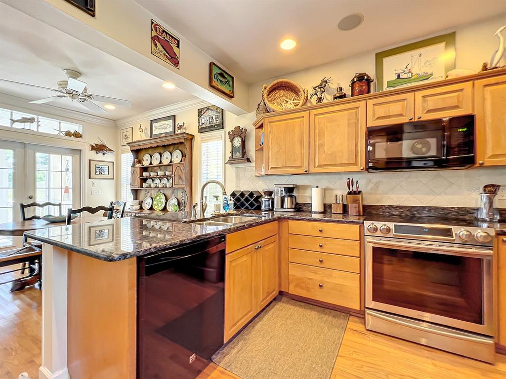 4514 Fishman Avenue Weeki Wachee, FL 34607 - Photo 31 of 67 Gallery Image 31