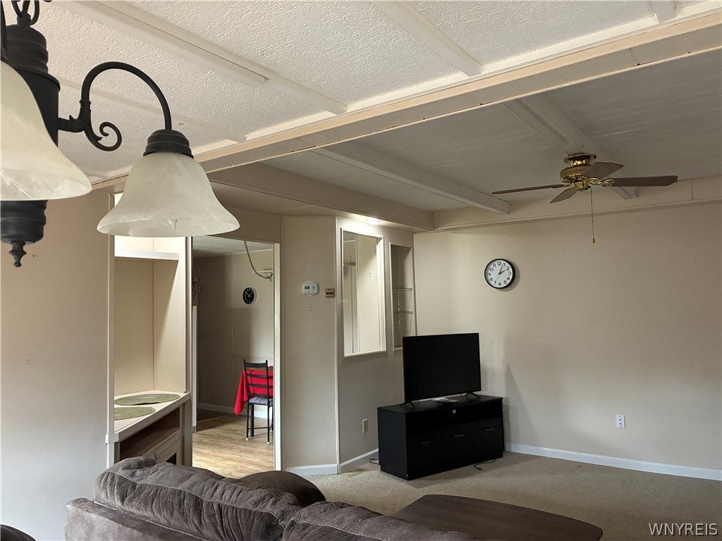 6035-286 South Transit Road, Unit 286 Lockport, NY 14094 - Photo 9 of 48 BOX BEAMED CEILING/RECESSED LIGHTING