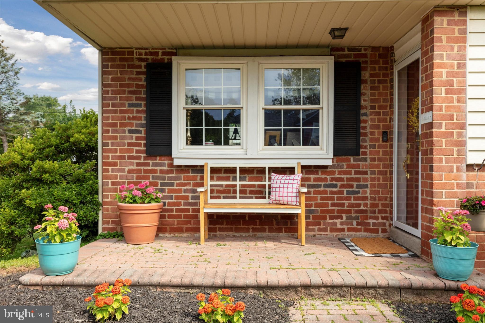 3121 Shirlene Road Norristown, PA 19403 - Photo 4 of 35 Gallery Image 4