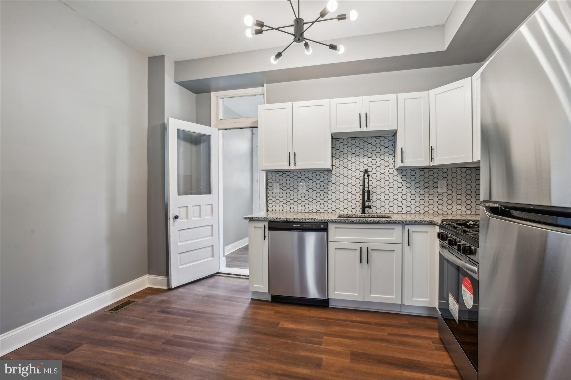 3716 6th Street Baltimore, MD 21225 - Photo 13 of 39 Kitchen