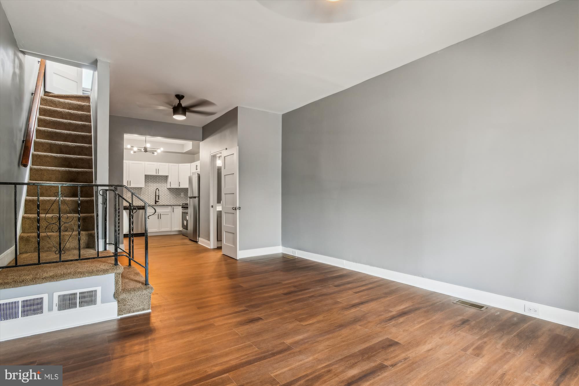3716 6th Street Baltimore, MD 21225 - Photo 15 of 39 Living Room