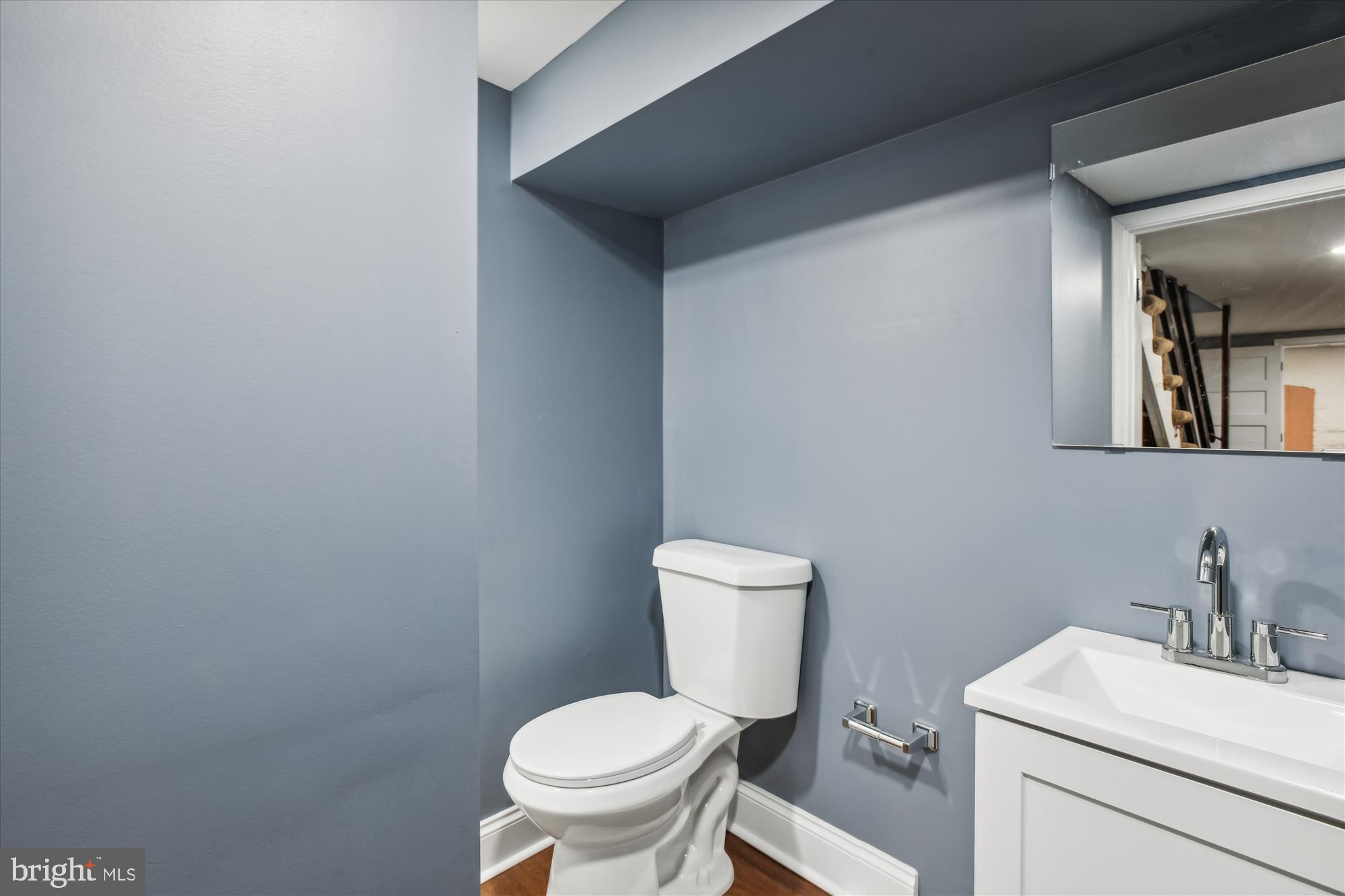 3716 6th Street Baltimore, MD 21225 - Photo 28 of 39 Full Bathroom 2