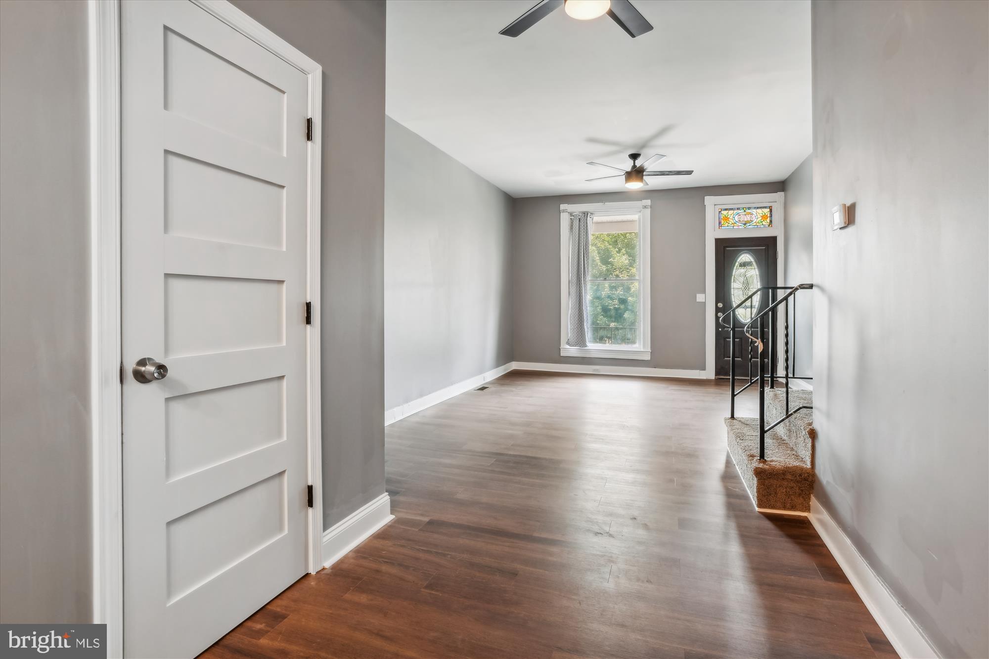 3716 6th Street Baltimore, MD 21225 - Photo 10 of 39 Living Room