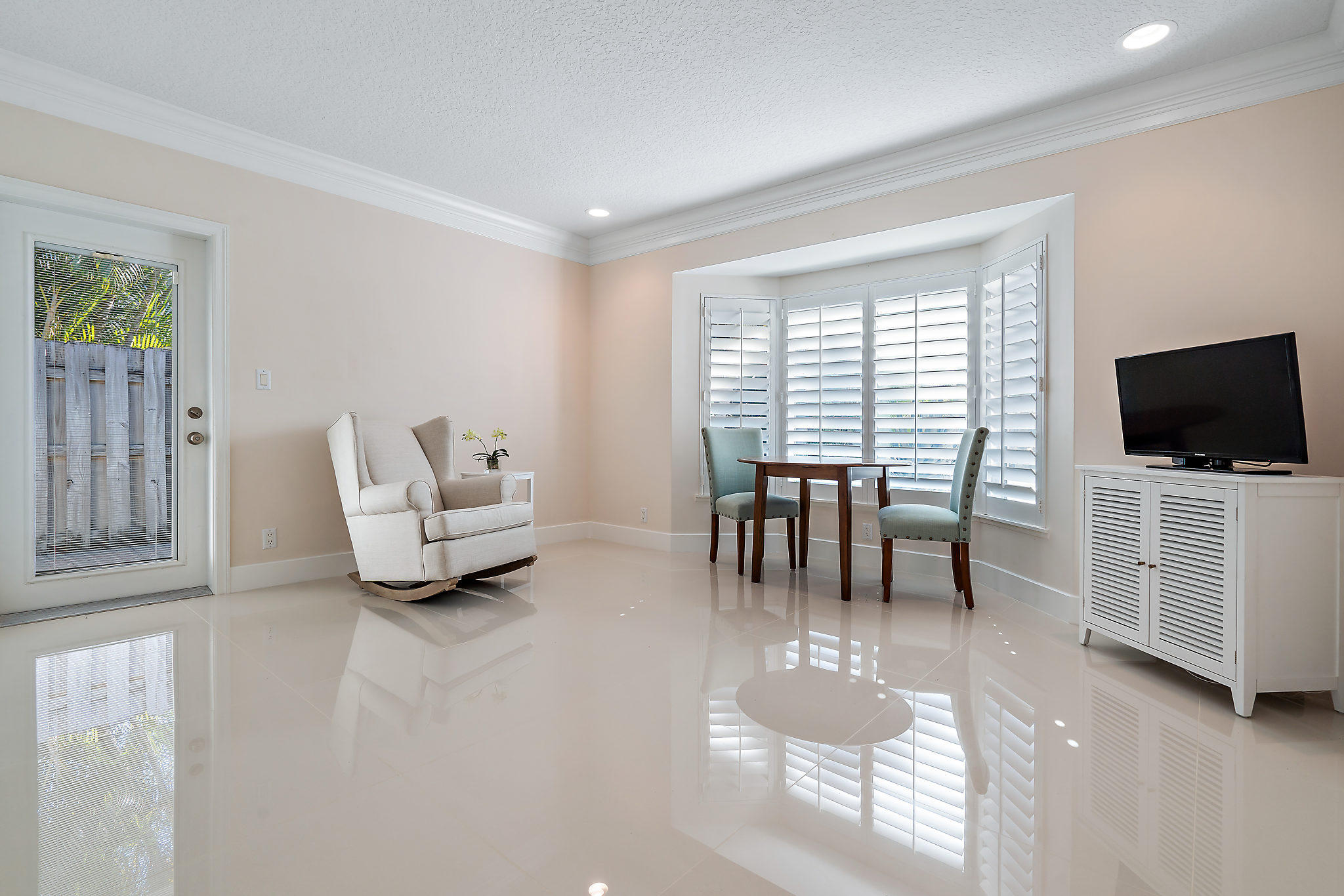 111 Olympus Way Jupiter, FL 33477 - Photo 18 of 47 038-111OlympusWay-Jupiter-FL-small