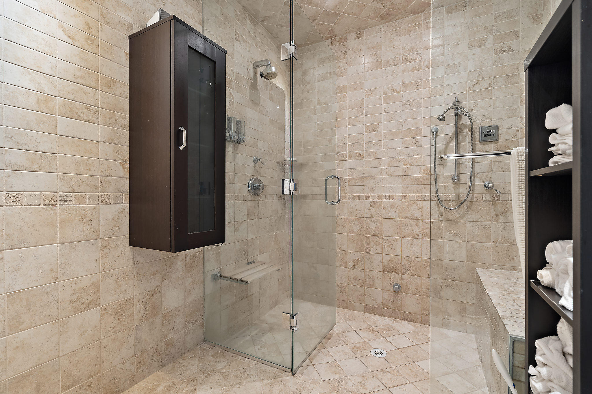 111 Olympus Way Jupiter, FL 33477 - Photo 23 of 47 041-111OlympusWay-Jupiter-FL-small