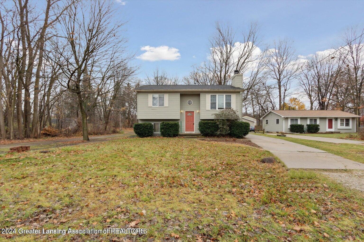 307 Sawyer Road Lansing, MI 48911 - Photo 2 of 47 2
