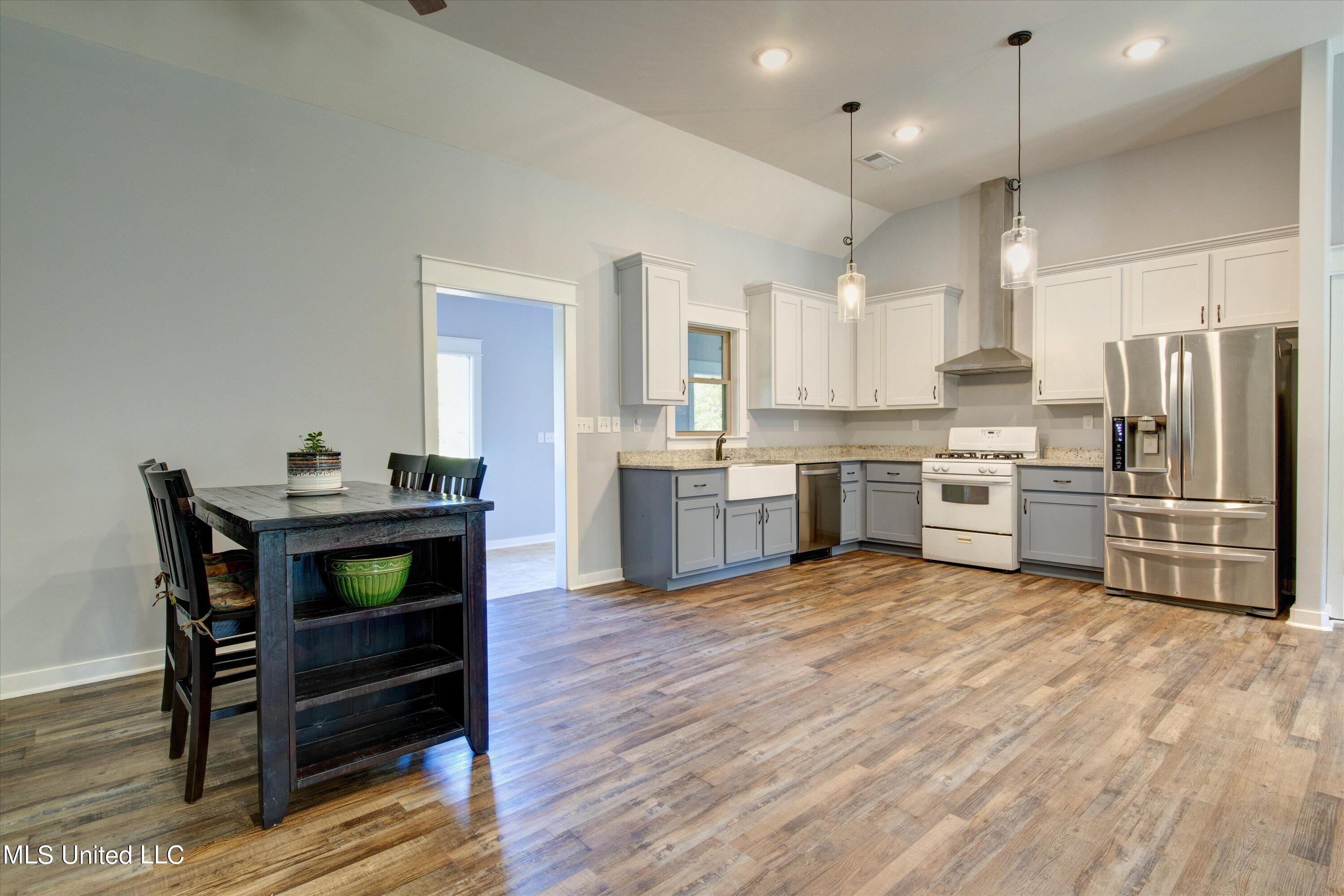 37 Burton Road Senatobia, MS 38668 - Photo 10 of 32 10-IMG_1921_2_3