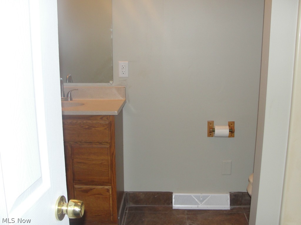 4981 Shields Road Canfield, OH 44406 - Photo 10 of 12 Gallery Image 10