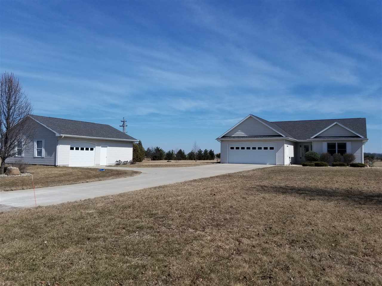 1160 North Fordney Road Hemlock, MI 48626 - Photo 1 of 30