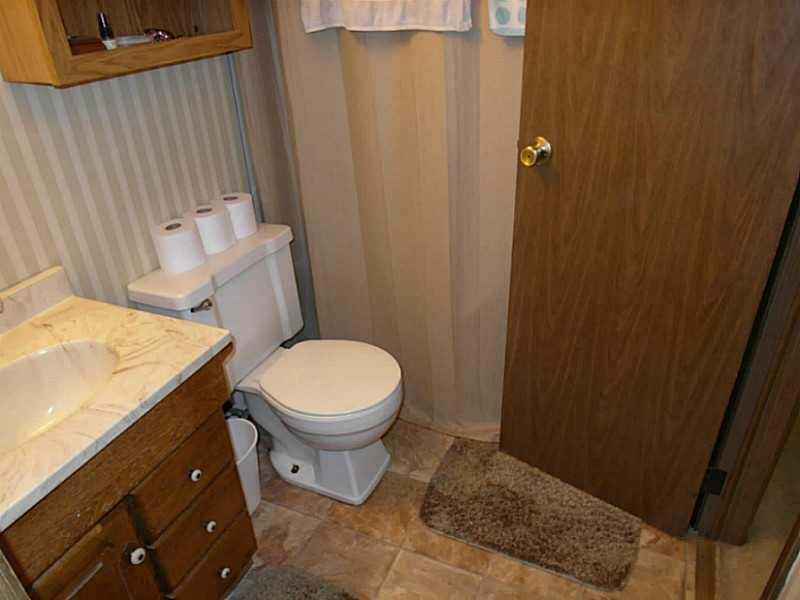 341 North Raceway Road Indianapolis, IN 46234 - Photo 16 of 24 Gallery Image 16