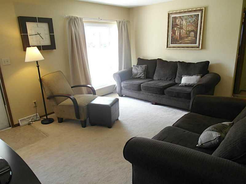341 North Raceway Road Indianapolis, IN 46234 - Photo 3 of 24 Gallery Image 3