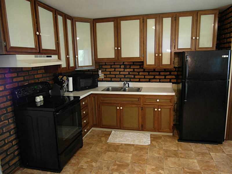 341 North Raceway Road Indianapolis, IN 46234 - Photo 7 of 24 Gallery Image 7