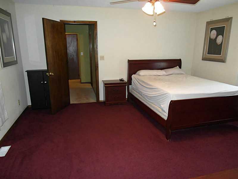 341 North Raceway Road Indianapolis, IN 46234 - Photo 9 of 24 Gallery Image 9