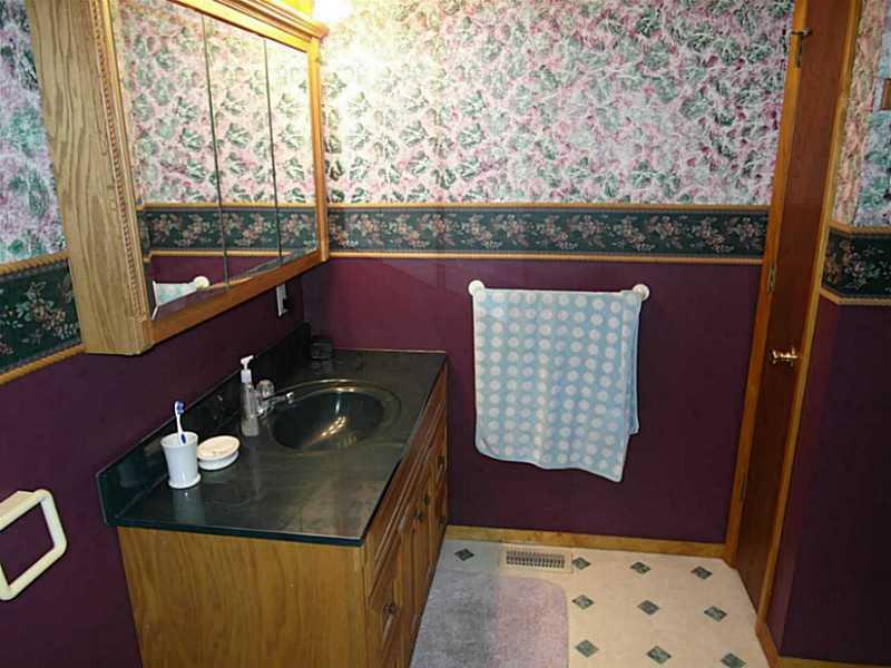 341 North Raceway Road Indianapolis, IN 46234 - Photo 10 of 24 Gallery Image 10