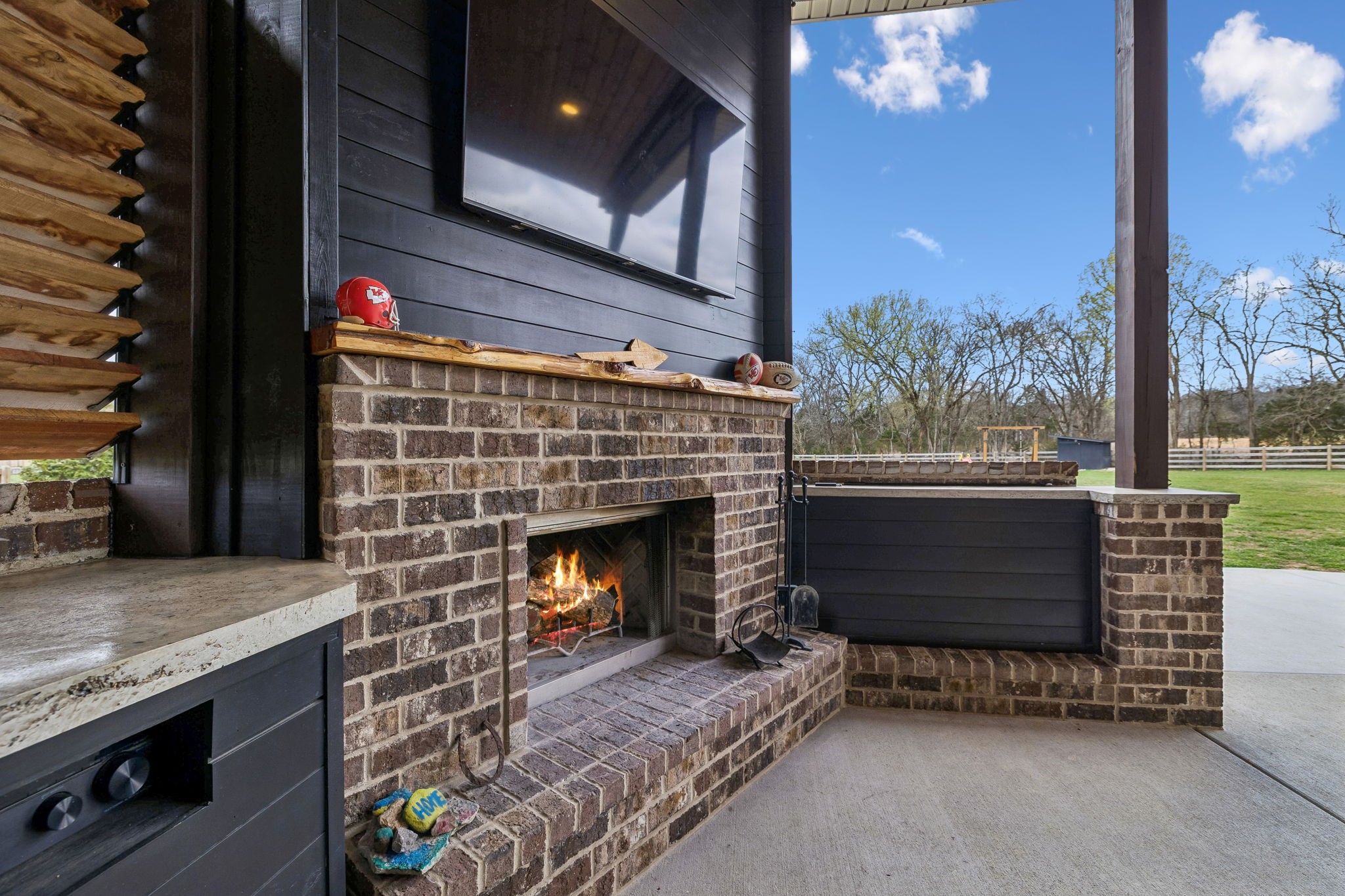 12745 North Milton Road Milton, TN 37118 - Photo 30 of 57 a living room with furniture and a fireplace