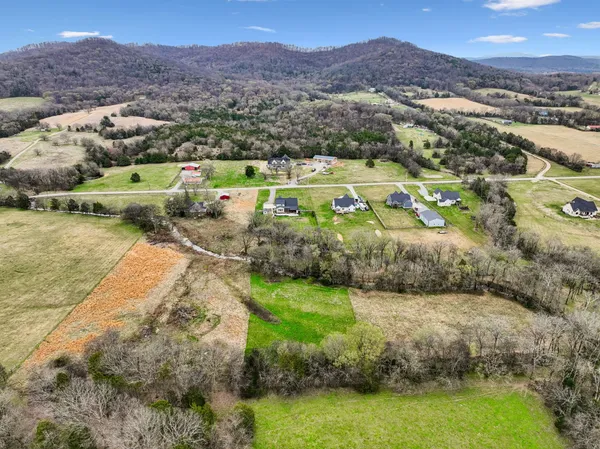 $835,000 | 12745 North Milton Road, Milton, TN 37118