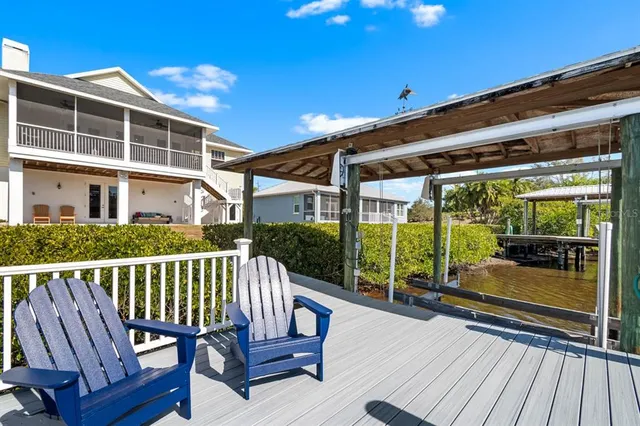 $825,000 | 404 Inlet Road, Ruskin, FL 33570