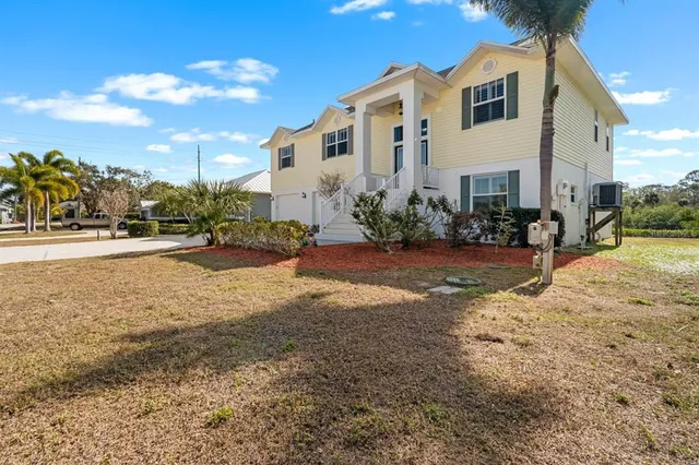 $825,000 | 404 Inlet Road, Ruskin, FL 33570