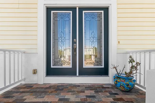 $825,000 | 404 Inlet Road, Ruskin, FL 33570