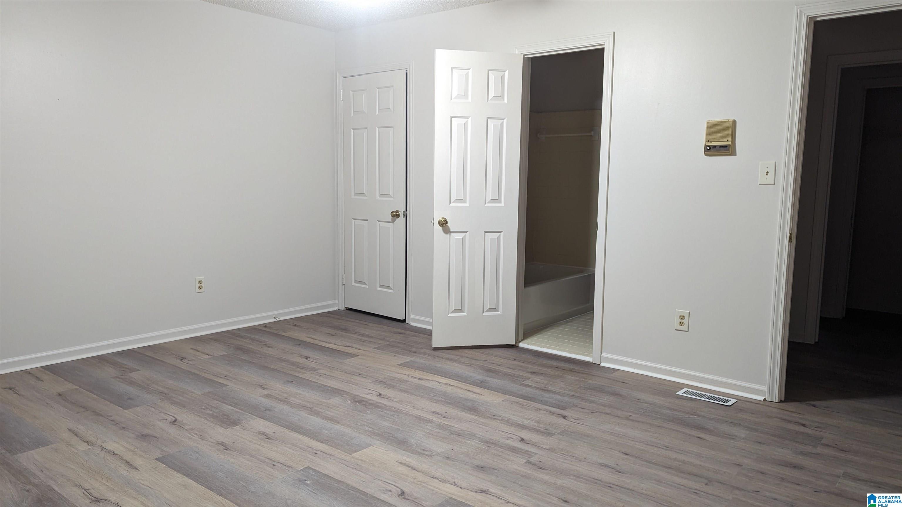 1004 Cedar Crest Birmingham, AL 35216 - Photo 30 of 34