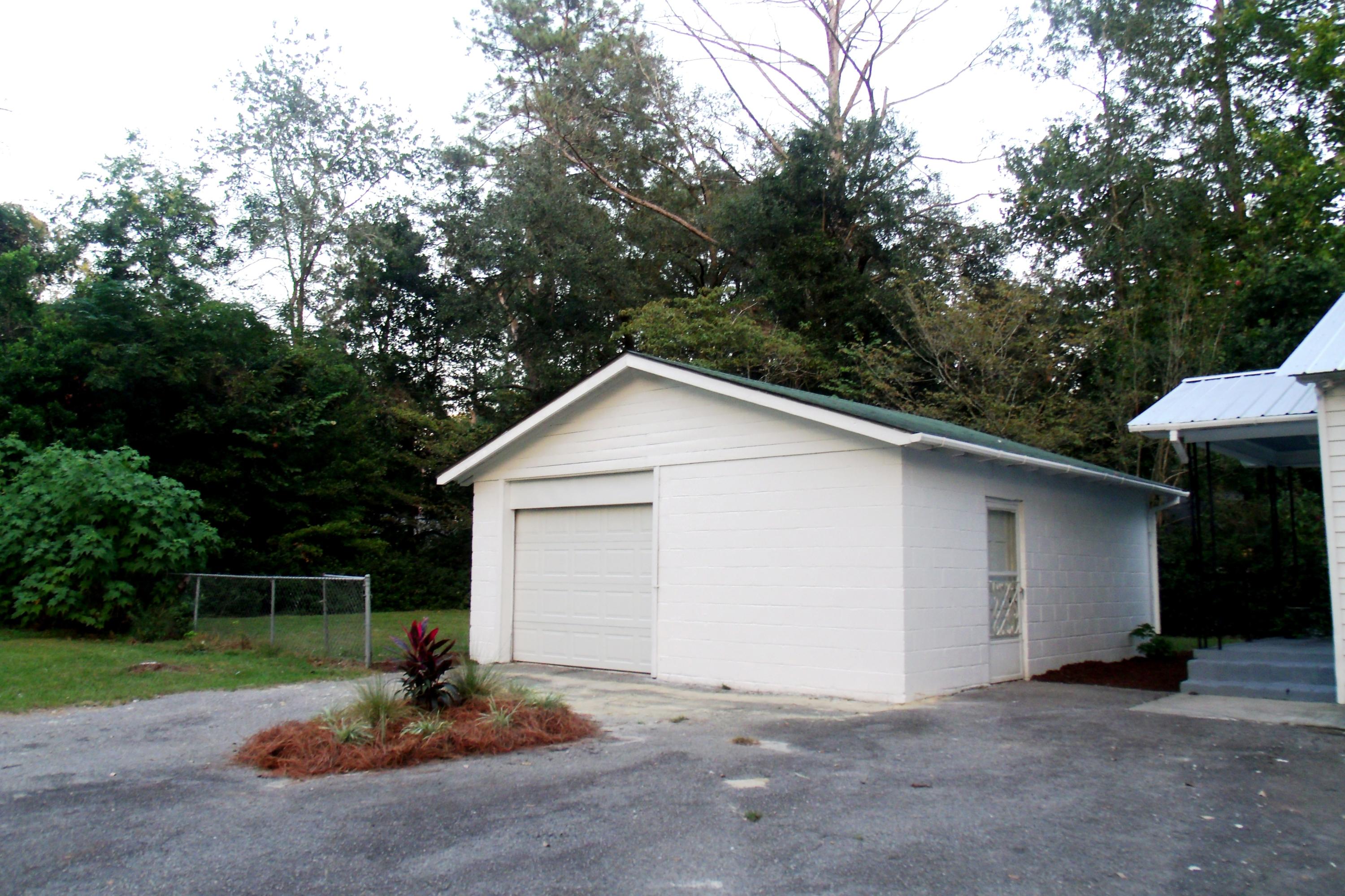 610 Forest Hills Road Walterboro, SC 29488 - Photo 9 of 42 610 Forest Hills Rd.