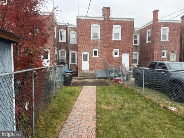 $2,724 | 1535 Willow Street, Norristown, PA 19401