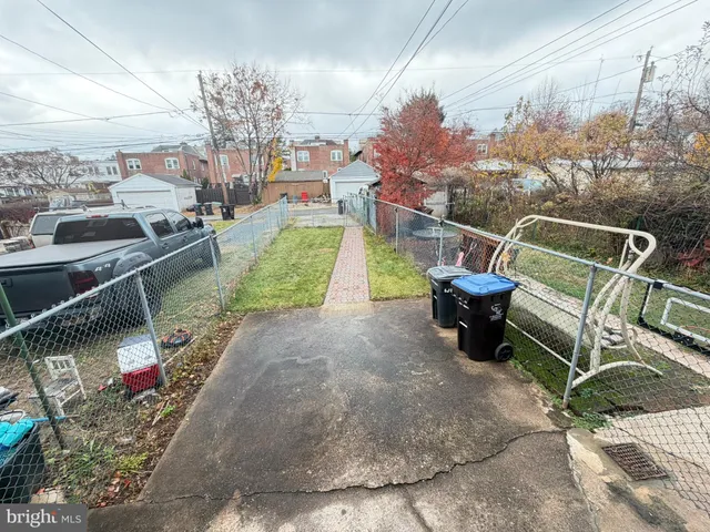 $2,724 | 1535 Willow Street, Norristown, PA 19401