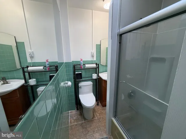 $2,724 | 1535 Willow Street, Norristown, PA 19401