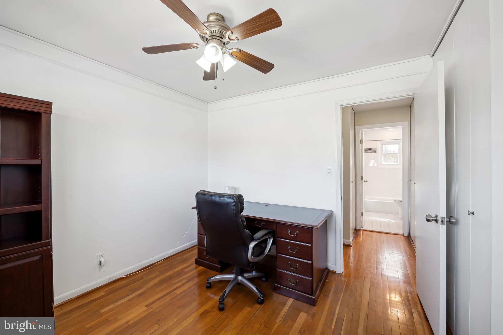 9 Margate Road Lutherville-Timonium, MD 21093 - Photo 11 of 31 Gallery Image 11