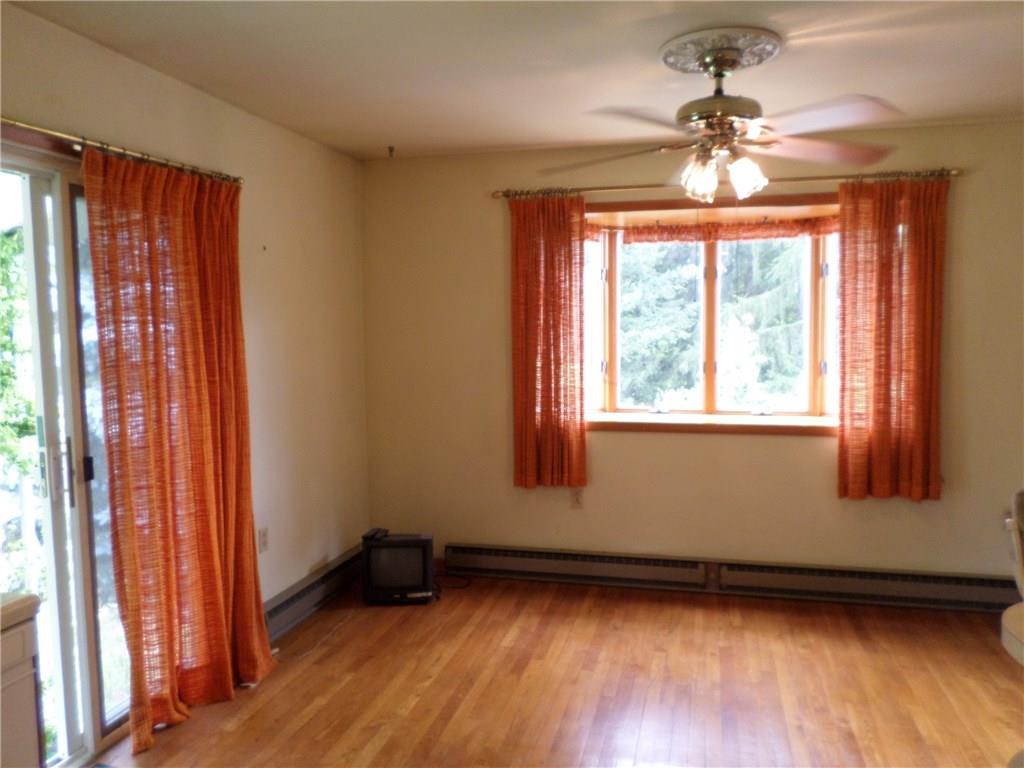 120 Apple Hill Road Waynesburg, PA 15370 - Photo 11 of 20