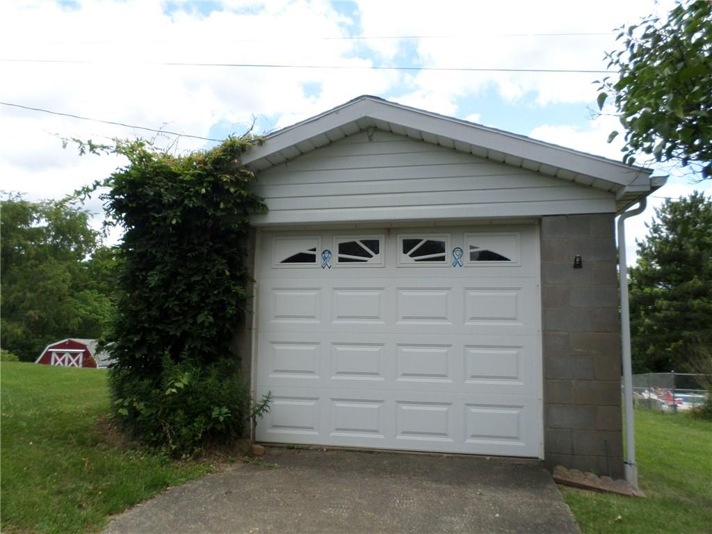 120 Apple Hill Road Waynesburg, PA 15370 - Photo 5 of 20
