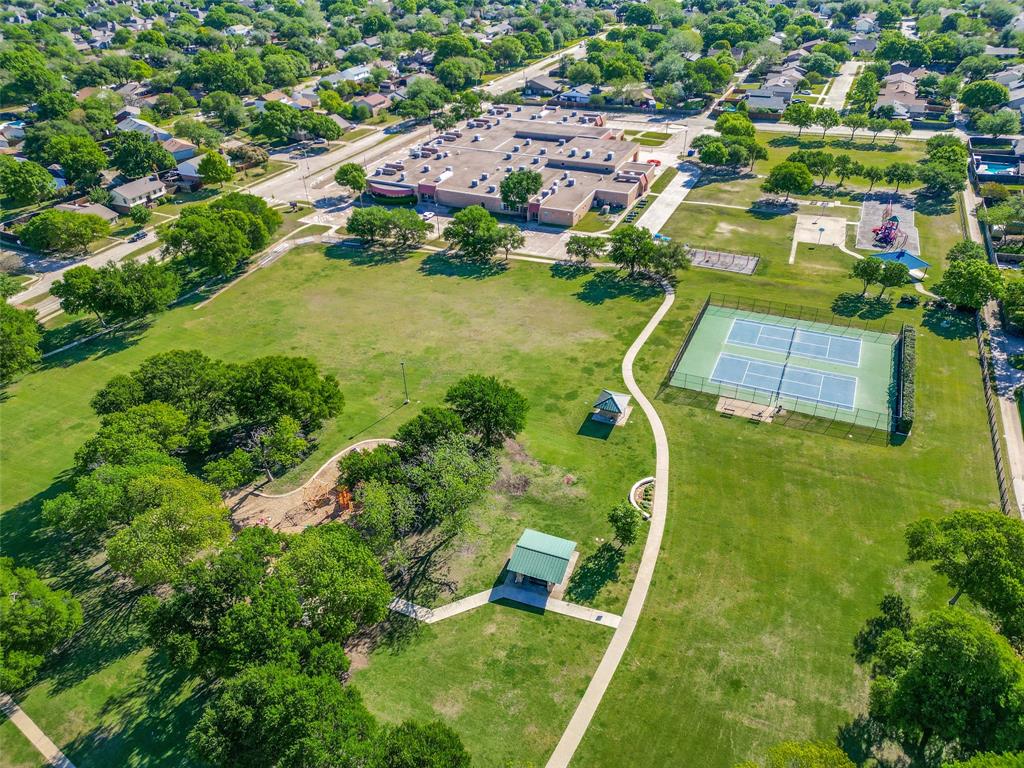 44 Merrie Circle Richardson, TX 75081 - Photo 29 of 30 an aerial view of residential houses with outdoor space and street view