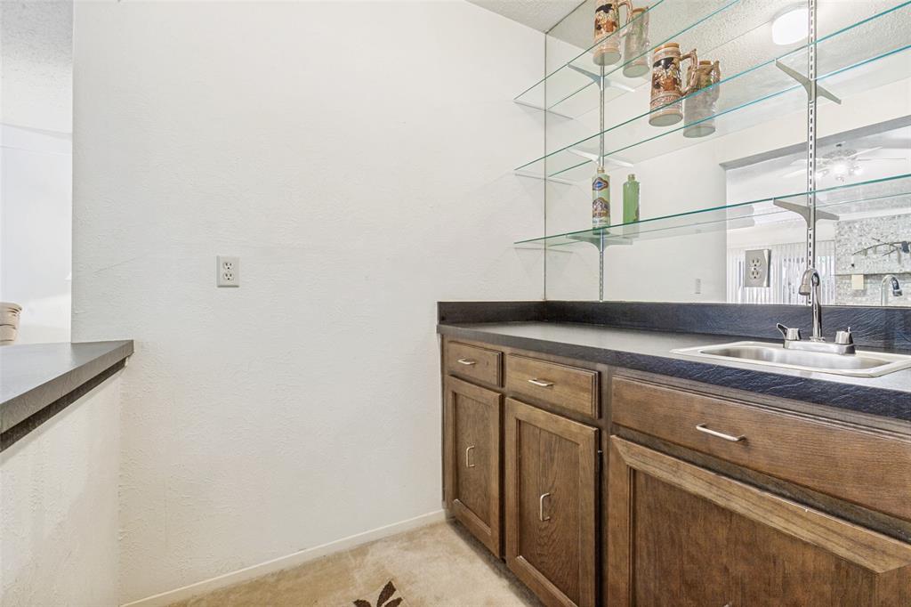 44 Merrie Circle Richardson, TX 75081 - Photo 8 of 30 a sink with a vanity