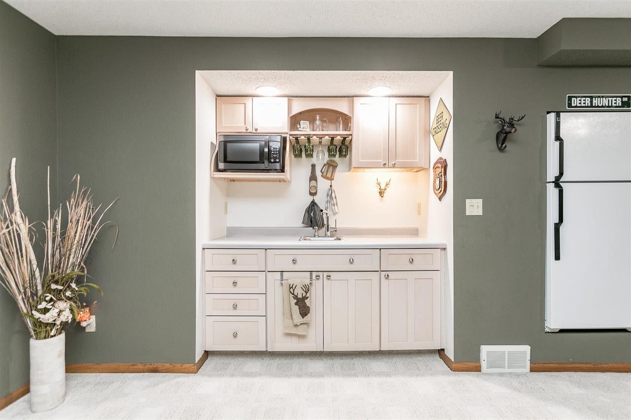 2780 Indian Creek Road Marion, IA 52302 - Photo 28 of 37 Gallery Image 28