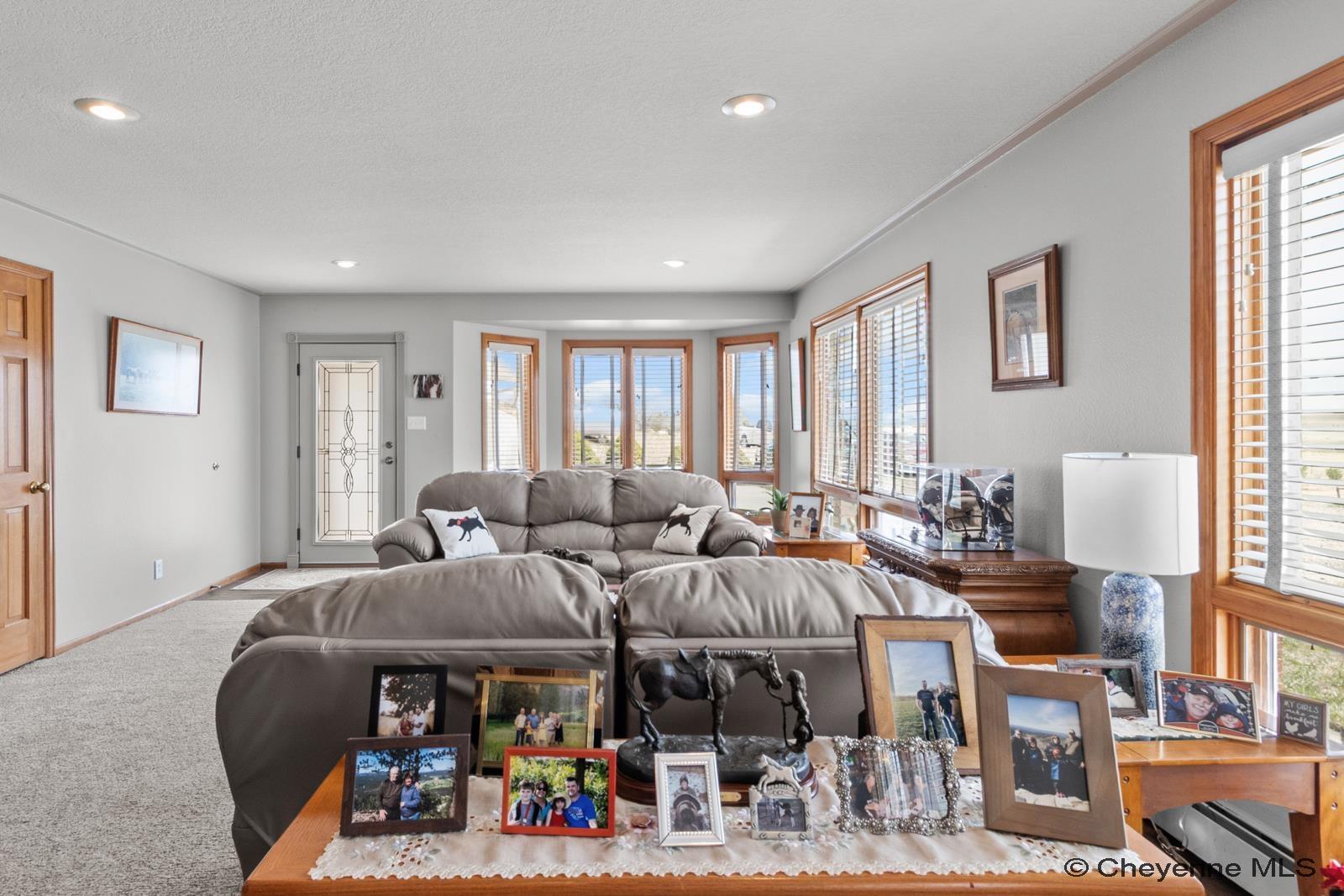 2745 Chrysler Road Cheyenne, WY 82009 - Photo 9 of 36 Gallery Image 9