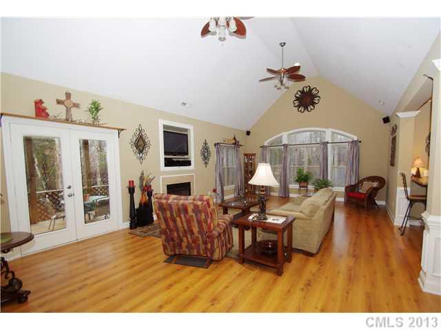 4028 Mellon Road Matthews, NC 28104 - Photo 4 of 16 Gallery Image 4