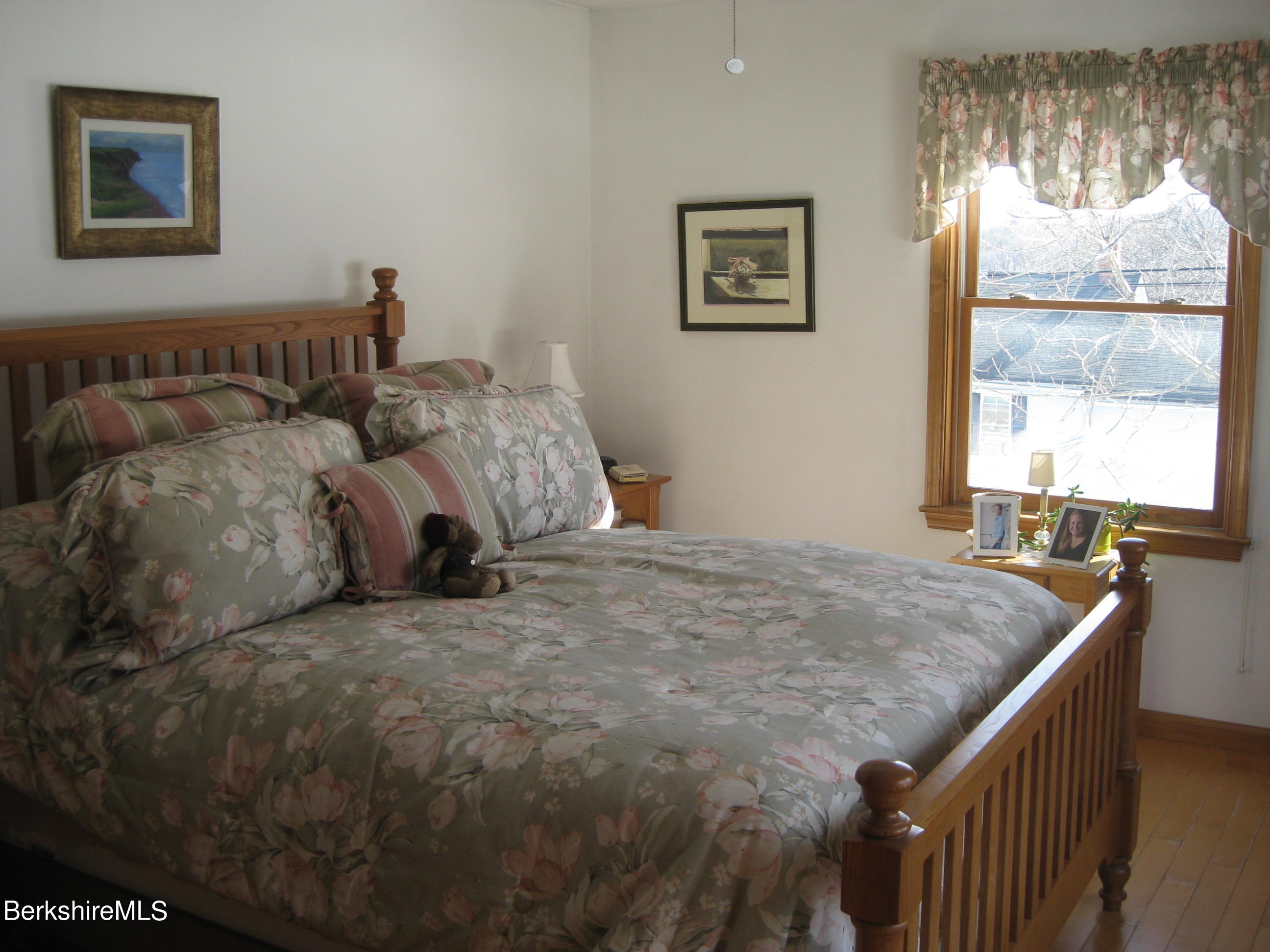 40 Notch Road Adams, MA 01220 - Photo 15 of 23 primary bedroom