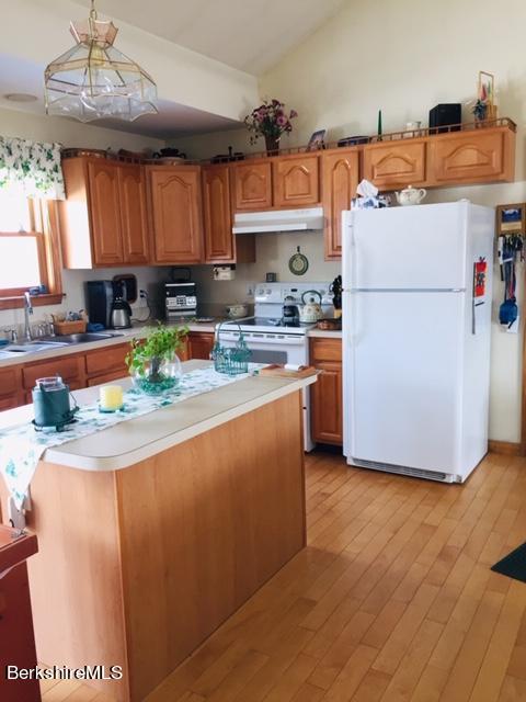 40 Notch Road Adams, MA 01220 - Photo 8 of 23 kitchen