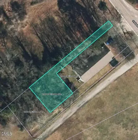 a view of a yard with pool