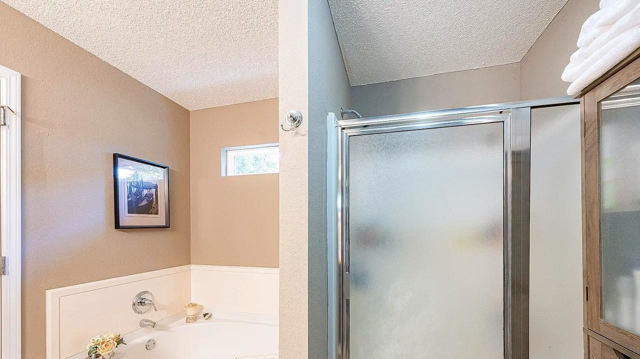 12230 Bromley Road Stapleton, AL 36578 - Photo 21 of 34 Bathroom