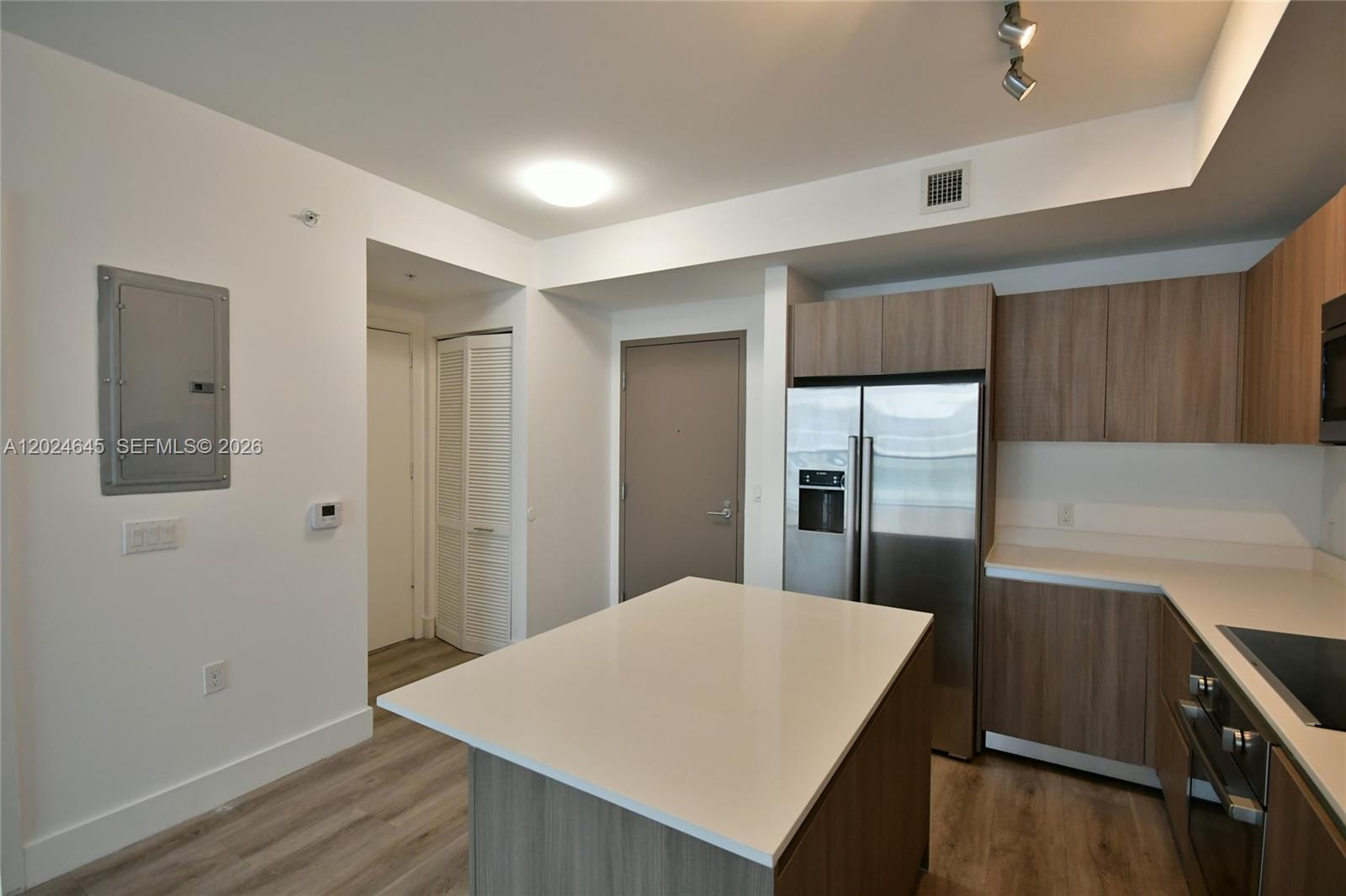 201 Southwest 17th Road, Unit 304 Miami, FL 33129 - Photo 20 of 68