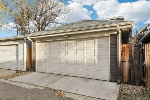 $1,000,000 | 2825 Stout Street, Denver, CO 80205