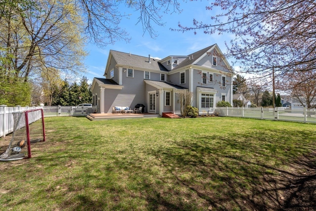 15 Parker Road Wellesley, MA 02482 - Photo 33 of 38