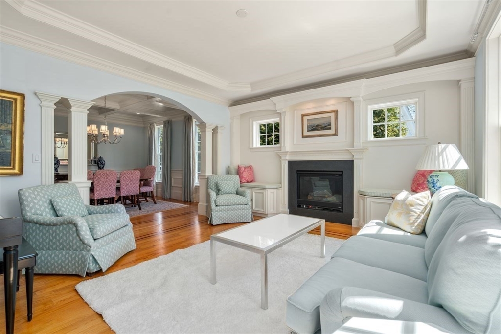 15 Parker Road Wellesley, MA 02482 - Photo 4 of 38