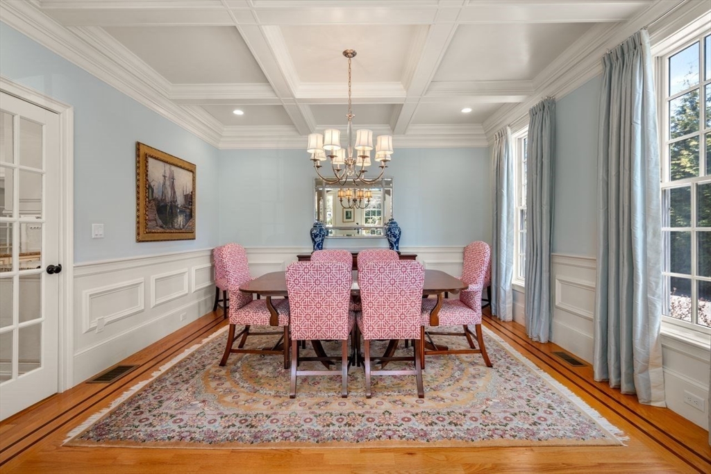 15 Parker Road Wellesley, MA 02482 - Photo 5 of 38